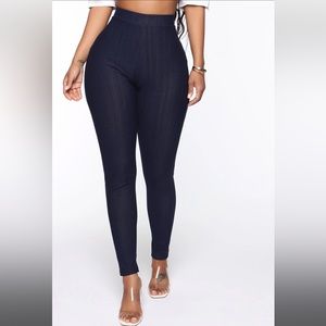 Fashion Nova Navy Leggings Size S/M